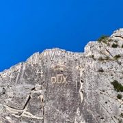 Chieti, riappare la scritta ‘Dux’ sulla montagna.