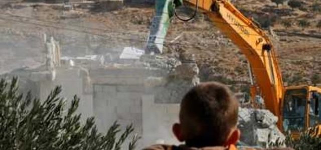 Gerusalemme est: Israele abbatte abitazioni palestinesi