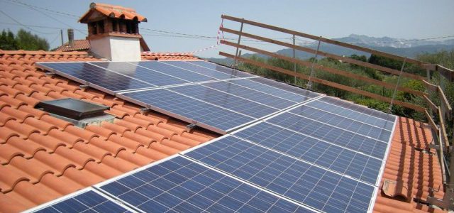 Puglia: pannelli fotovoltaici per i meno abbienti