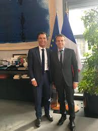 “Da quanto tempo Sandro Gozi è al servizio degli interessi Francesi?” Di Maio si schiera con la Meloni per la revoca della cittadinanza