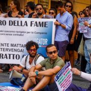 Protesta dei navigator: sciopero della fame in Campania