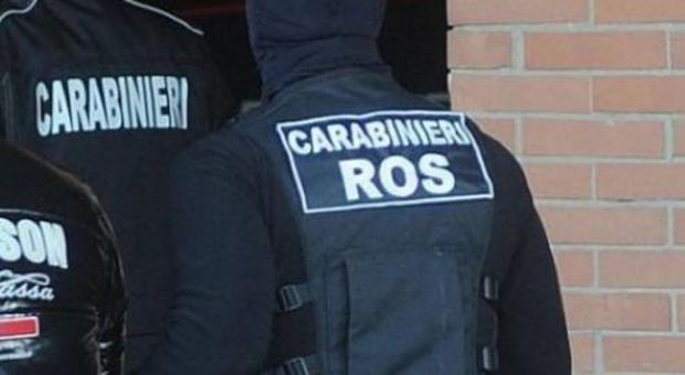 Terrorismo, 10 arresti in Abruzzo. In manette anche un Imam teramano