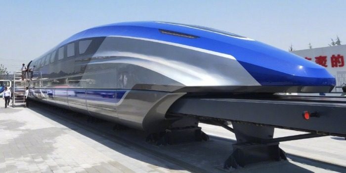 Cina, levitazione magnetica: treni a 600 km/h