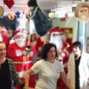 Il Natale arriva nel reparto di oncologia di Chieti. Atmosfera di commozione e festa
