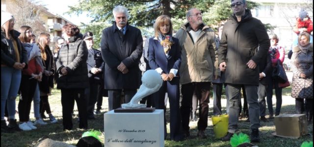 Fabrizia Di Lorenzo: a tre anni dalla scomparsa, inaugurato il monumento a lei dedicato