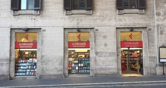 250 librerie chiuse a Roma dal 2007: librerie storiche, piccole e grandi al loro posto store e supermercati. Inarrestabile declino culturale