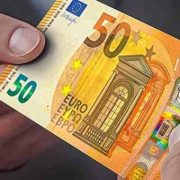 Pericolo banconote false a Sulmona: fermato un giovane