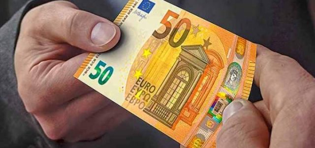 Pericolo banconote false a Sulmona: fermato un giovane